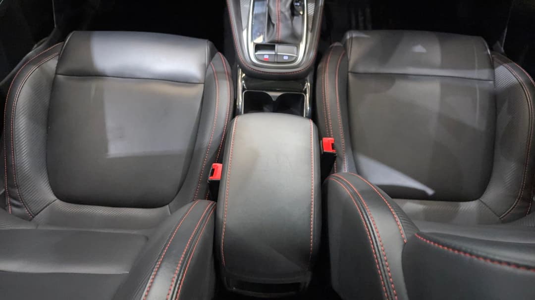 2021 MG Zst Essence, Automatic, 49517 km, Center Console