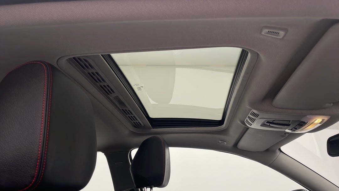 Interior Sunroof/Moonroof