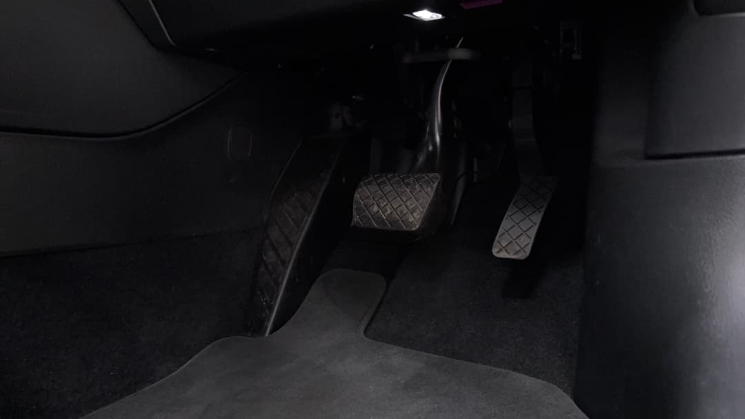 2024 Audi Q2 35 Tfsi, Automatic, 14739 km, Pedals and Footmat