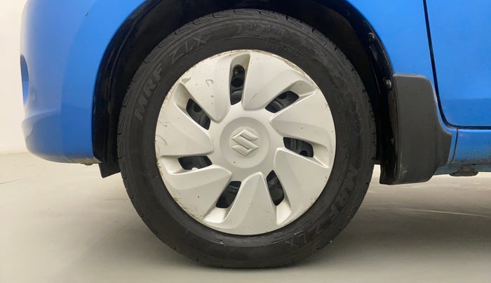 2017 Maruti Celerio ZXI, CNG, Manual, 37,447 km, Left Front Wheel