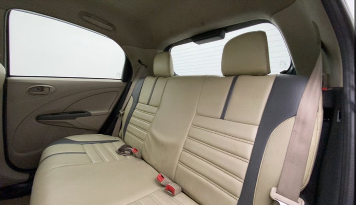 2015 Toyota Etios Liva GD, Diesel, Manual, 90,628 km, Right Side Rear Door Cabin