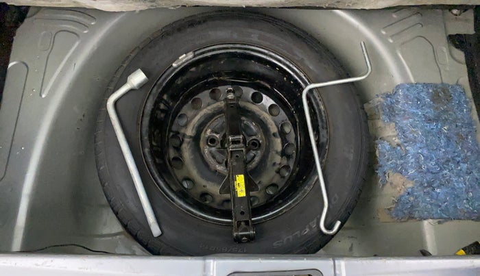 2015 Toyota Etios Liva GD, Diesel, Manual, 90,628 km, Spare Tyre