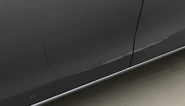 2015 Toyota Etios Liva GD, Diesel, Manual, 90,628 km, Front passenger door - Minor scratches
