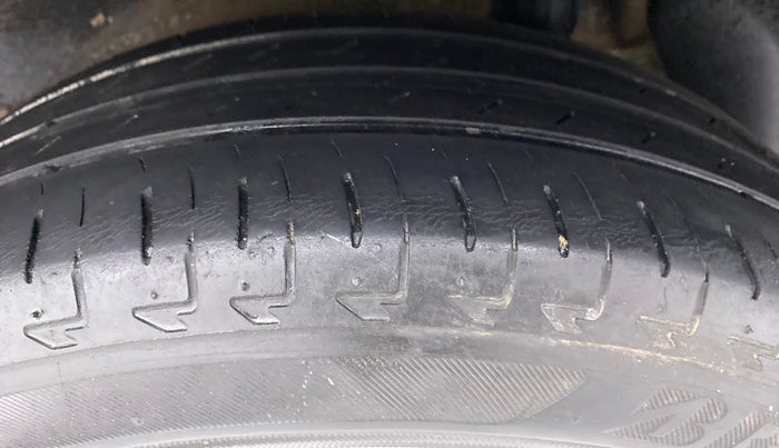 2017 Maruti IGNIS SIGMA 1.2 K12, Petrol, Manual, 40,679 km, Left Rear Tyre Tread