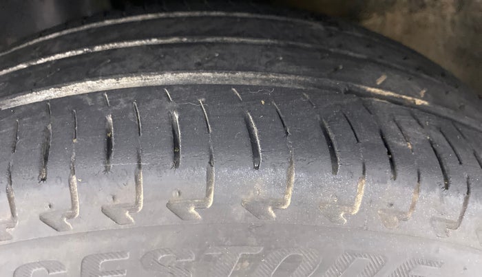 2017 Maruti IGNIS SIGMA 1.2 K12, Petrol, Manual, 40,679 km, Left Front Tyre Tread