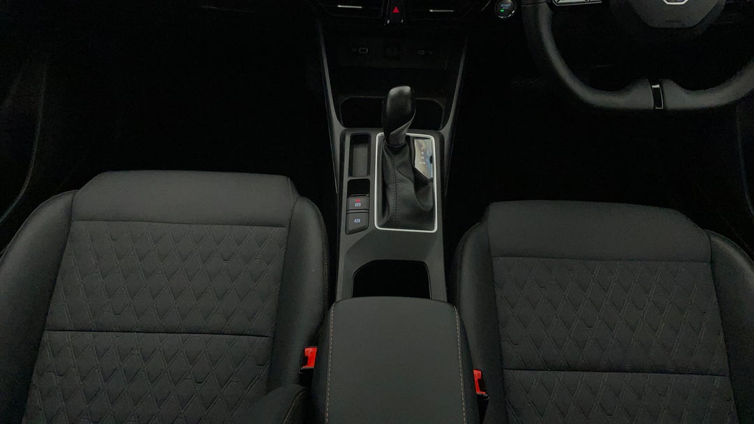 2024 MG Mg3 Essence, Automatic, 3028 km, Center Console