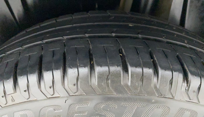 2019 Maruti Ertiga VXI SHVS, Petrol, Manual, 7,031 km, Left Rear Tyre Tread