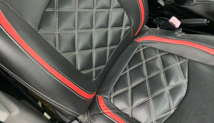 2011 Toyota Etios G, Petrol, Manual, 44,432 km, Driver seat - Cover slightly torn