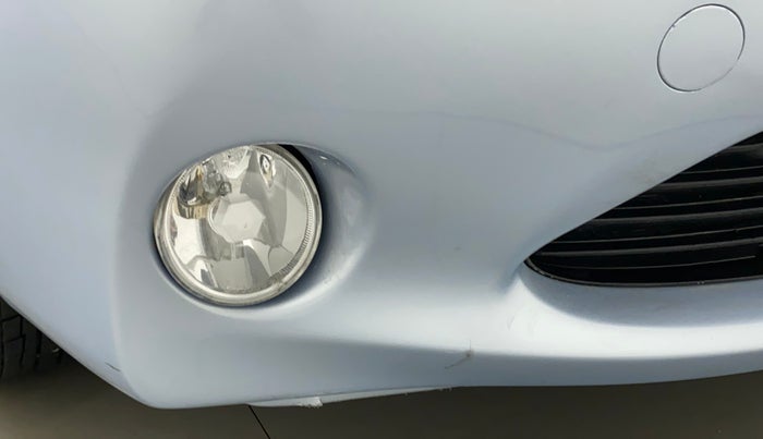 2011 Toyota Etios G, Petrol, Manual, 44,432 km, Right fog light - Not working