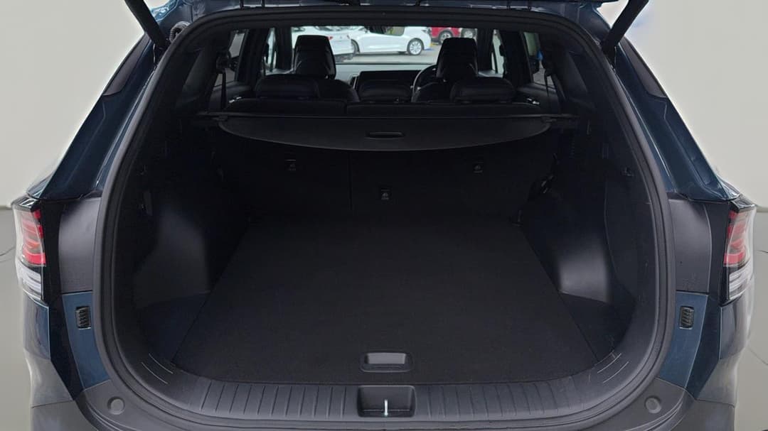 2022 Kia Sportage Gt-line (AWD), Automatic, 31605 km, Boot Inside View