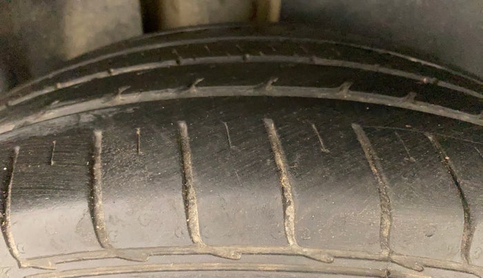 2019 MG HECTOR SHARP HYBRID 1.5 PETROL, Petrol, Manual, 28,093 km, Right Rear Tyre Tread