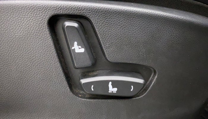 2019 MG HECTOR SHARP HYBRID 1.5 PETROL, Petrol, Manual, 28,093 km, Driver Side Adjustment Panel
