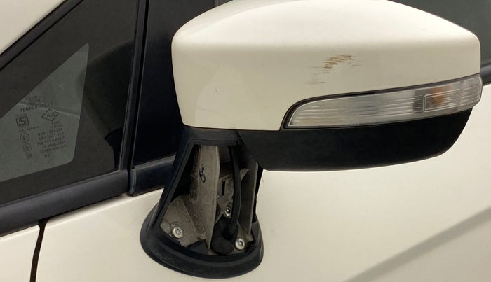 2016 Ford Ecosport 1.5 TITANIUM TI VCT, Petrol, Manual, 23,971 km, Left rear-view mirror - Cover has minor damage