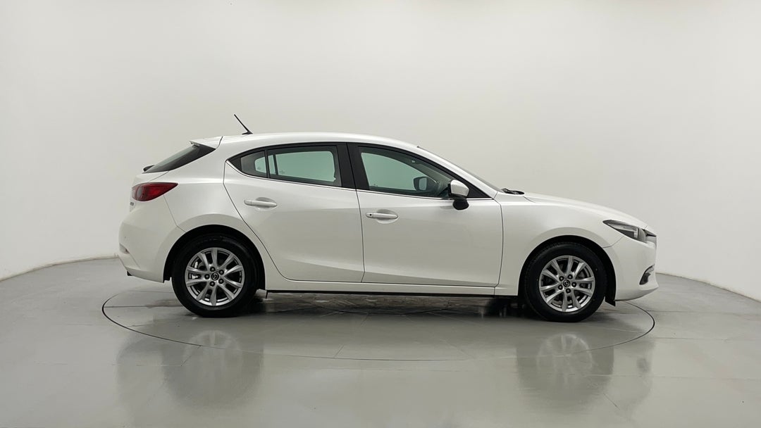 2018 Mazda 3 Maxx Sport, Automatic, 111221 km, Right Side View