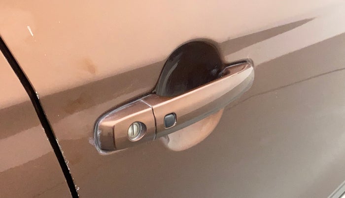 2017 Maruti S Cross ZETA 1.3, Diesel, Manual, 65,275 km, Driver-side door - Door handle sensor not working