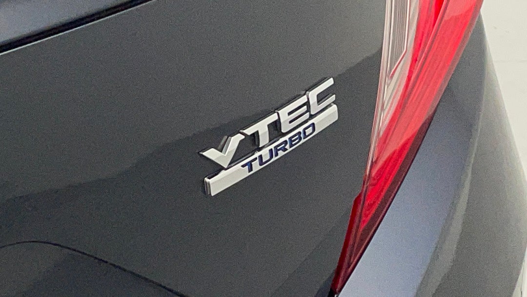 Badge (Boot Right Side)