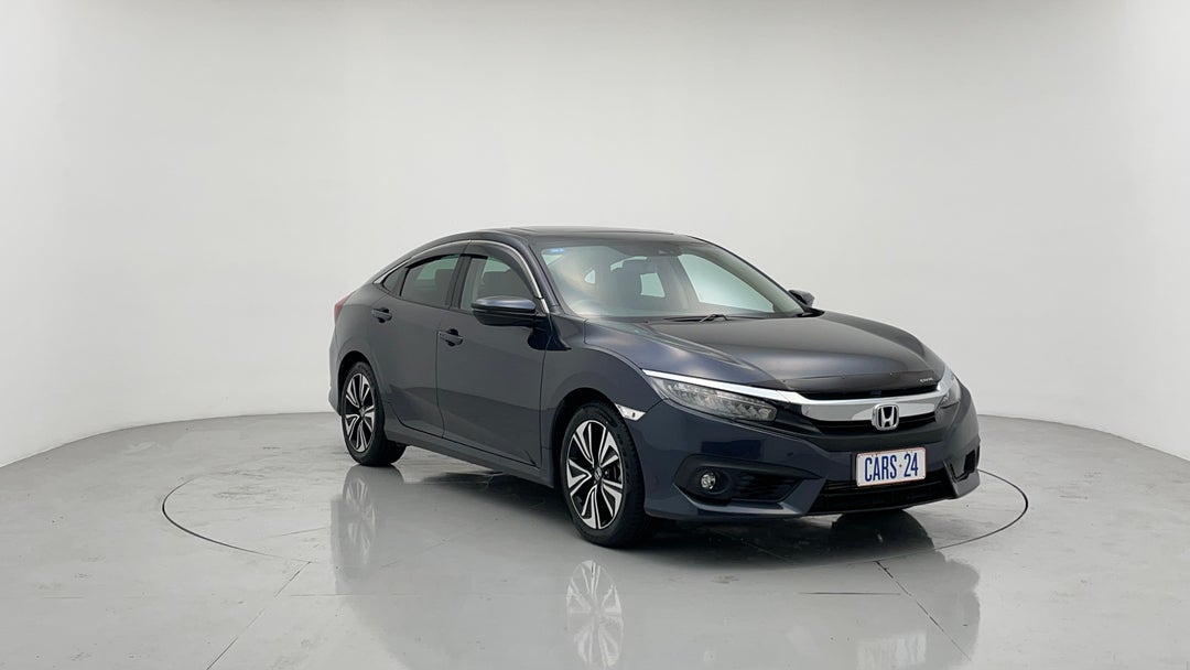 Right Front Diagonal (45- Degree) View