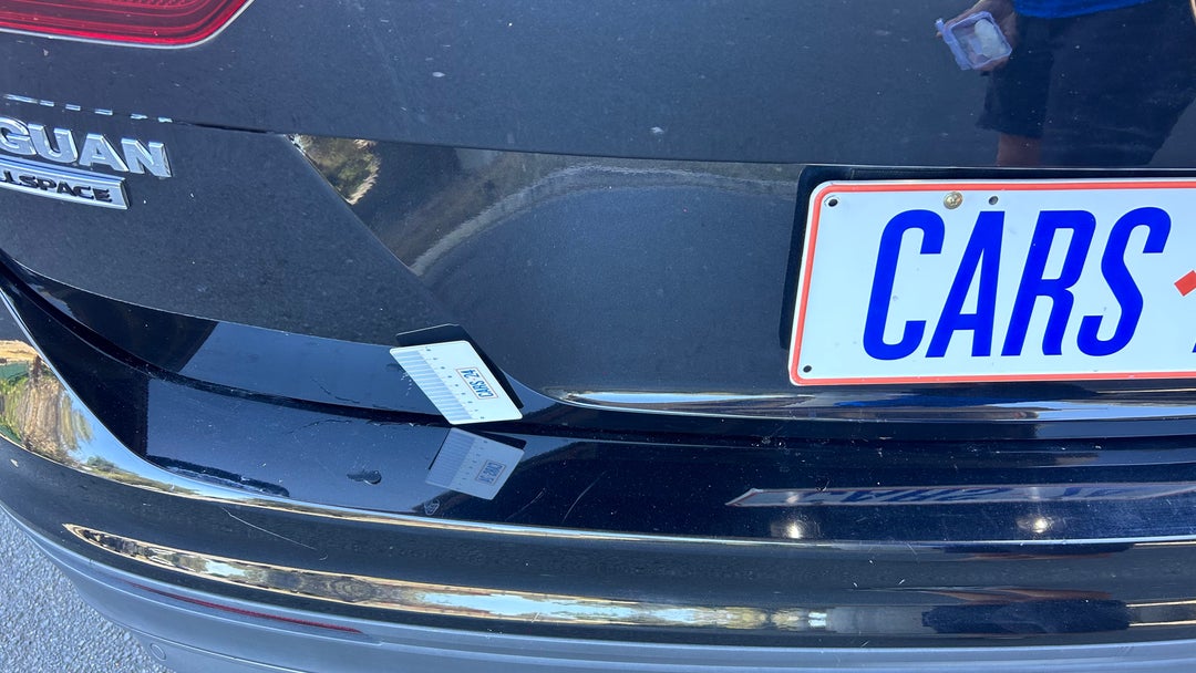 2020 Volkswagen Tiguan Allspace 132 Tsi Comfortline, Automatic, 34204 km, Bumper Rear Scratch