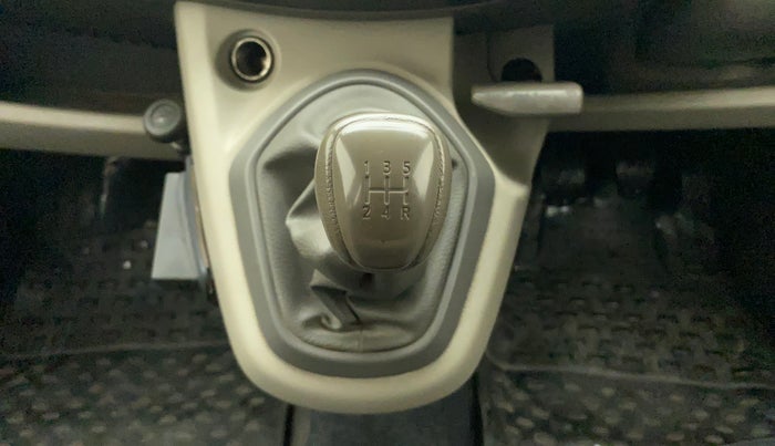 2015 Datsun Go Plus T, Petrol, Manual, 36,773 km, Gear Lever