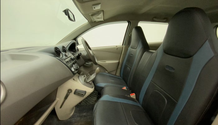 2015 Datsun Go Plus T, Petrol, Manual, 36,773 km, Right Side Front Door Cabin