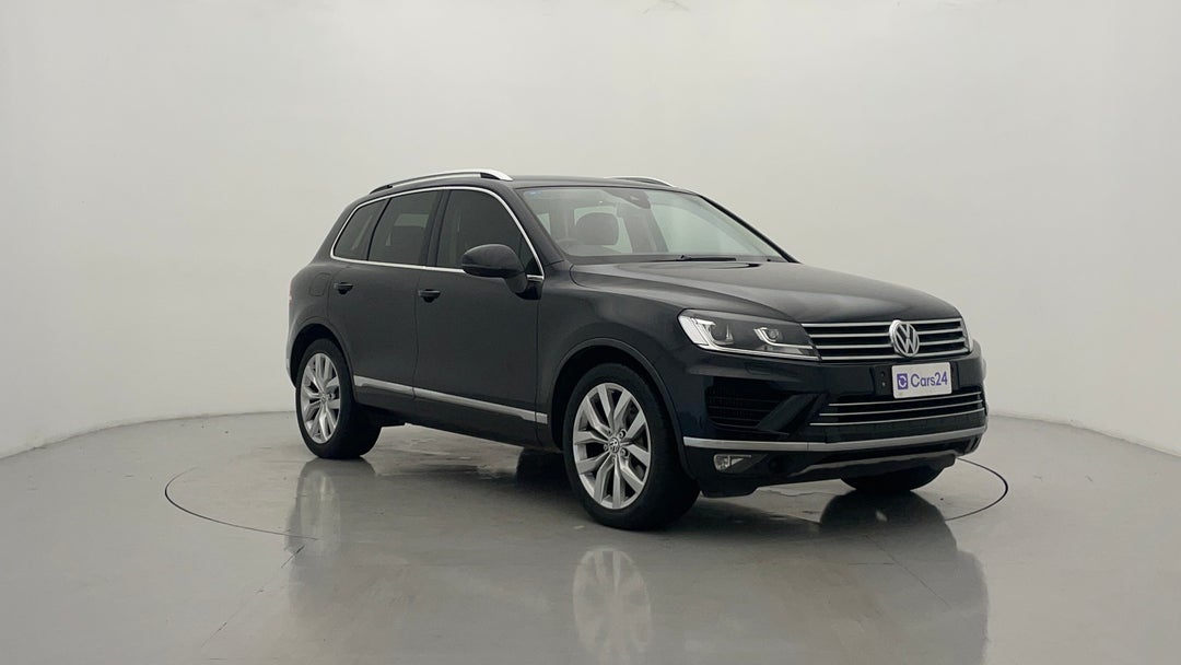 2016 Volkswagen Touareg V6 Tdi, Automatic, 81908 km, Right Front Diagonal (45- Degree) View