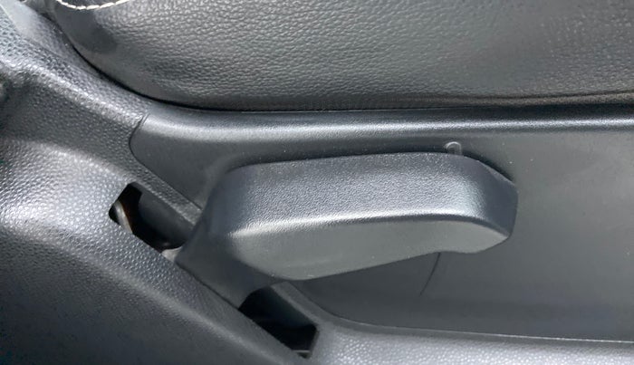 2019 Ford Ecosport 1.5 TITANIUM PLUS TI VCT AT, Petrol, Automatic, 8,868 km, Driver Side Adjustment Panel