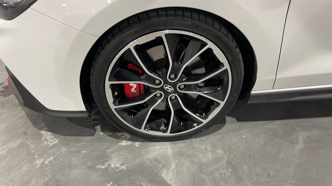 2018 Hyundai i30 N Performance, Manual, 82461 km, Left Front Wheel
