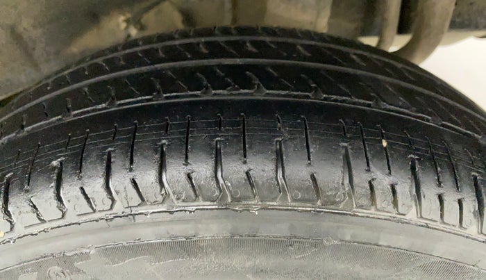 2016 Datsun Go T, Petrol, Manual, 58,962 km, Left Rear Tyre Tread