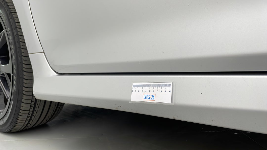 Door Sills Front LHS Dent