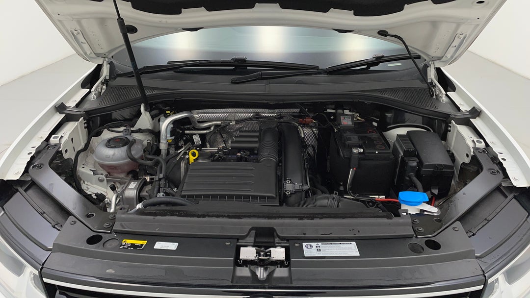 Open Bonnet (Engine)