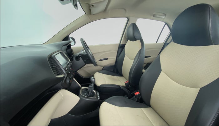 2019 Hyundai NEW SANTRO ASTA 1.1 MT, Petrol, Manual, 12,800 km, Right Side Front Door Cabin