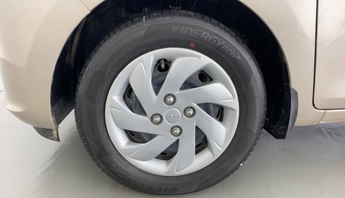 2019 Hyundai NEW SANTRO ASTA 1.1 MT, Petrol, Manual, 12,800 km, Left Front Wheel