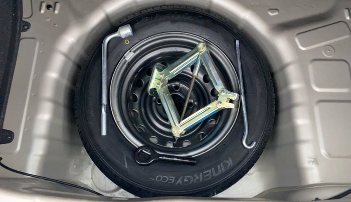 2019 Hyundai NEW SANTRO ASTA 1.1 MT, Petrol, Manual, 12,800 km, Spare Tyre