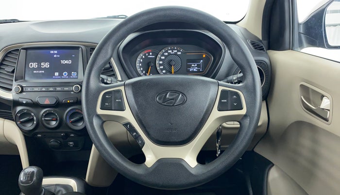 2019 Hyundai NEW SANTRO ASTA 1.1 MT, Petrol, Manual, 12,800 km, Steering Wheel Close Up