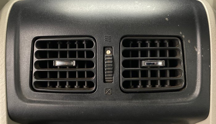 2014 Mahindra Scorpio S10, Diesel, Manual, 71,181 km, Rear AC Vents