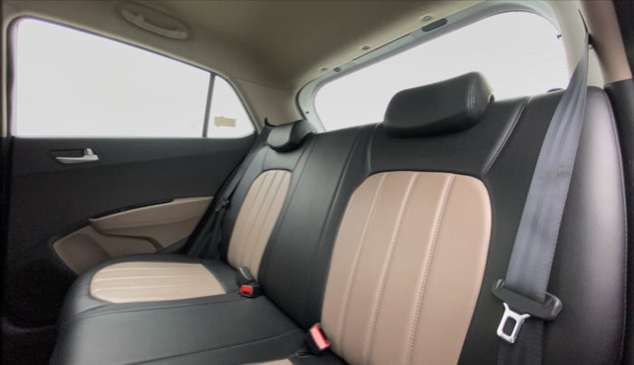 2018 Hyundai Grand i10 ASTA 1.2 VTVT, Petrol, Manual, 22,061 km, Right Side Rear Door Cabin