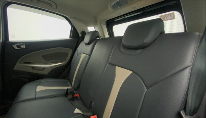 2015 Ford Ecosport TITANIUM 1.0L ECOBOOST, Petrol, Manual, 55,101 km, Right Side Rear Door Cabin