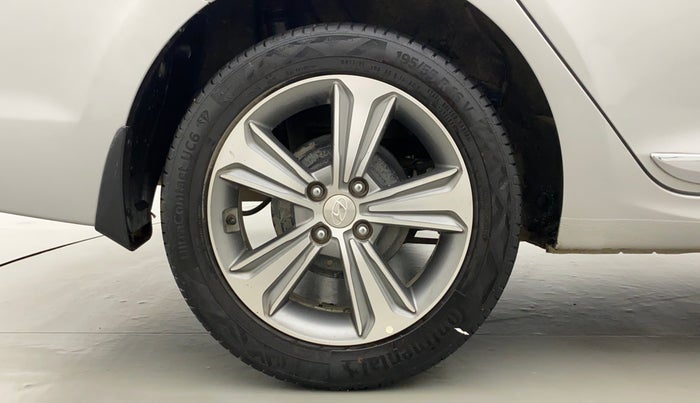 2018 Hyundai Verna 1.6 VTVT SX (O) AT, Petrol, Automatic, 66,078 km, Right Rear Wheel