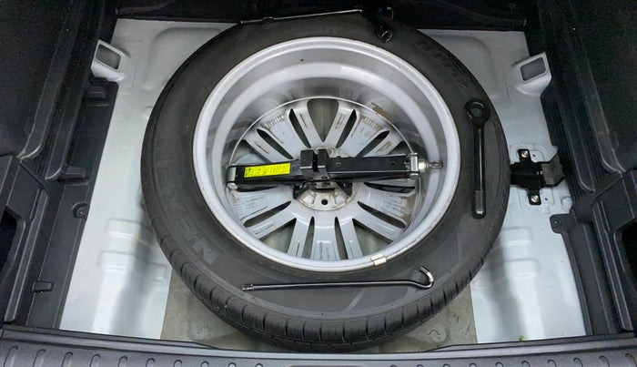 2018 Hyundai Tucson 2WD AT GL DIESEL, Diesel, Automatic, 11,865 km, Spare Tyre