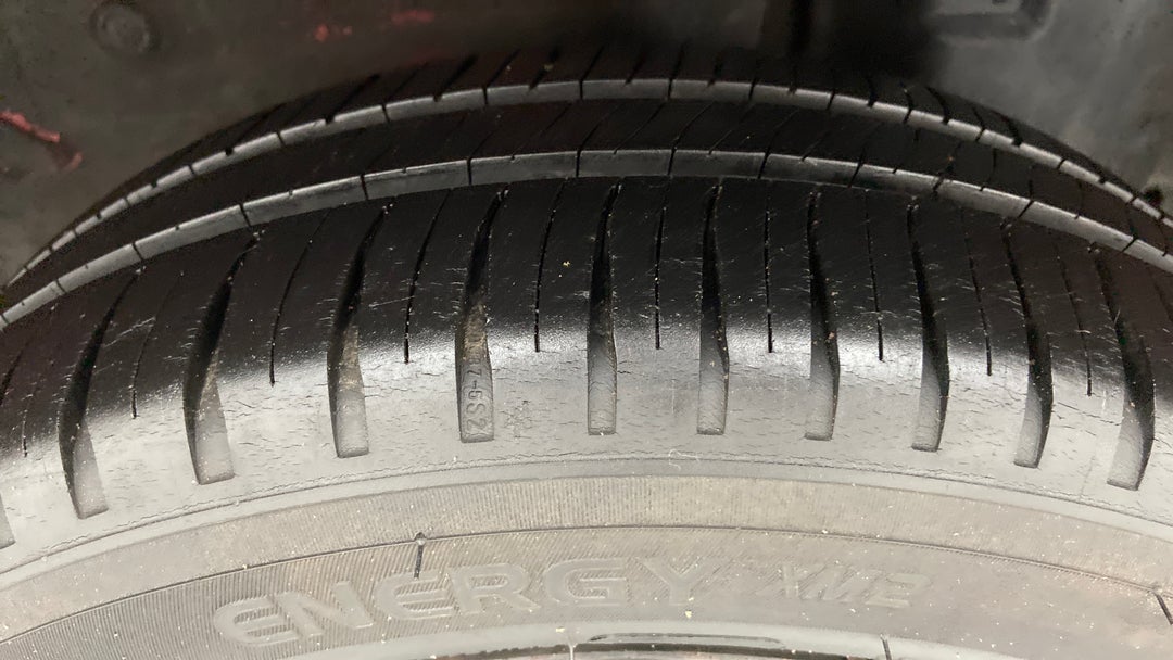Left Rear Tyre Tread