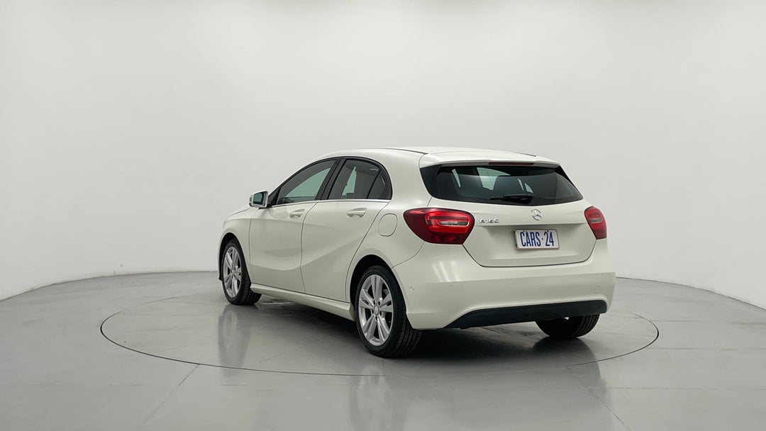 2016 Mercedes-benz A180 A180, Automatic, 107098 km, Left Back Diagonal (45- Degree) View