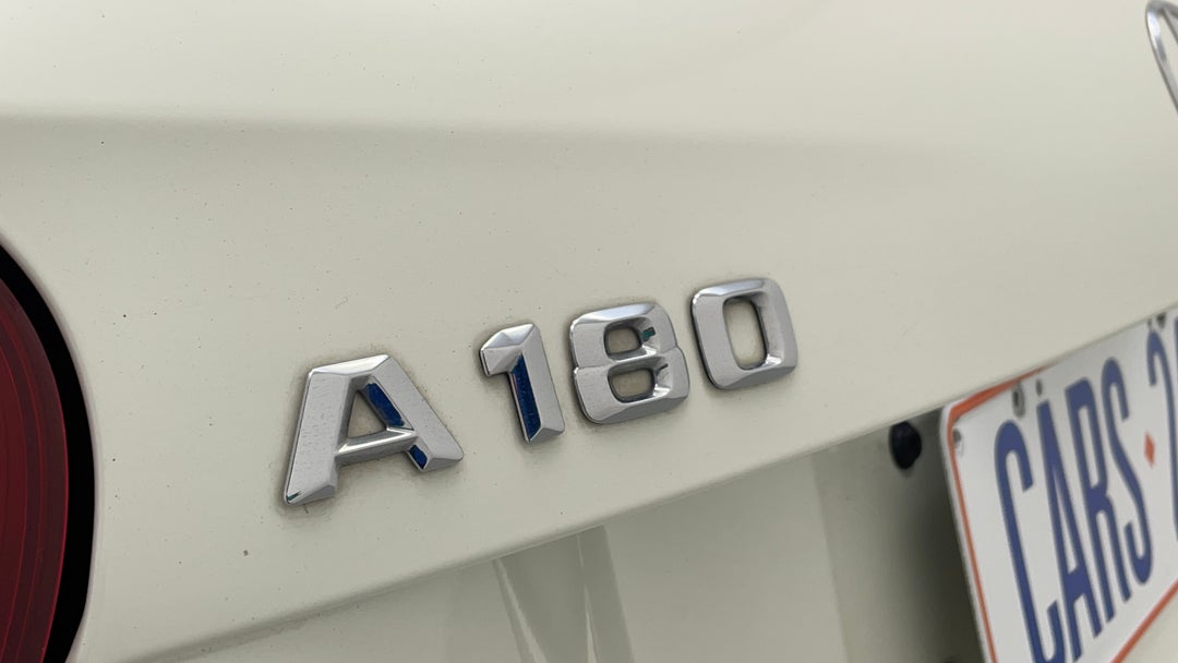 2016 Mercedes-benz A180 A180, Automatic, 107098 km, Badge (Boot Left Side)