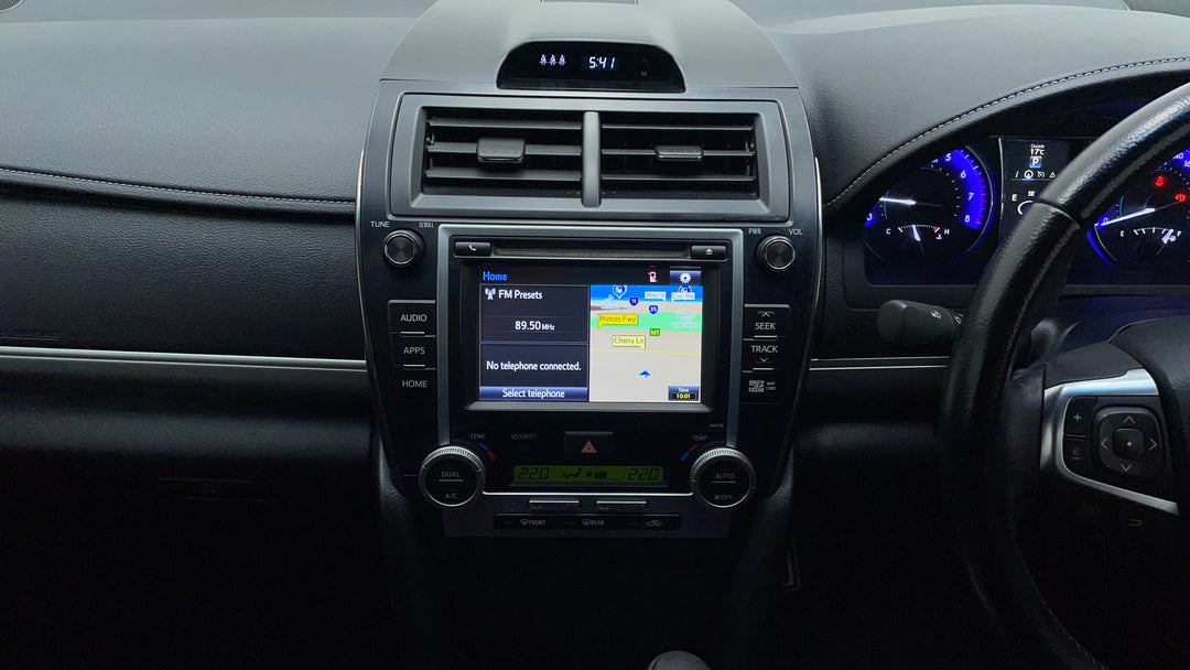 2017 Toyota Camry Rz S.e., Automatic, 81105 km, Center Console