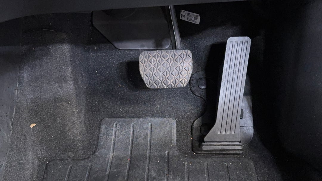 Pedals and Footmat