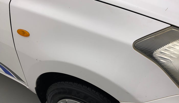 2018 Datsun Go Plus T, Petrol, Manual, 32,117 km, Right fender - Paint has minor damage