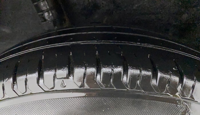2018 Datsun Go Plus T, Petrol, Manual, 32,117 km, Right Rear Tyre Tread