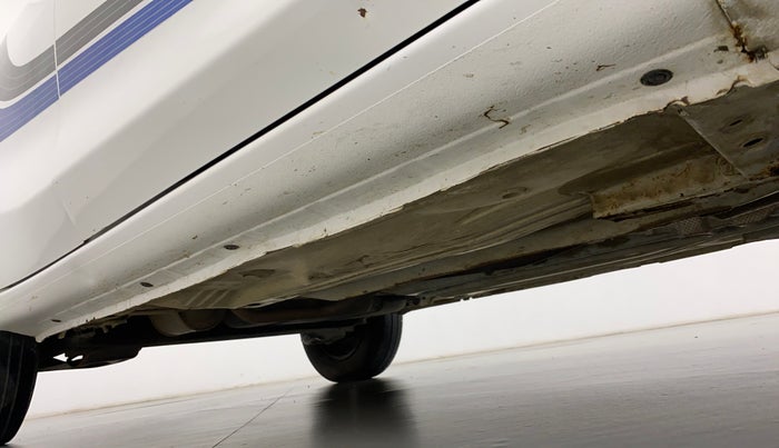 2018 Datsun Go Plus T, Petrol, Manual, 32,117 km, Right running board - Slightly dented
