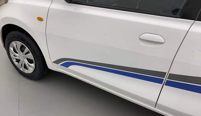 2018 Datsun Go Plus T, Petrol, Manual, 32,117 km, Front passenger door - Minor scratches