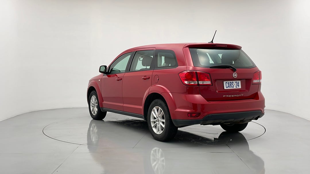 Left Back Diagonal (45- Degree) View