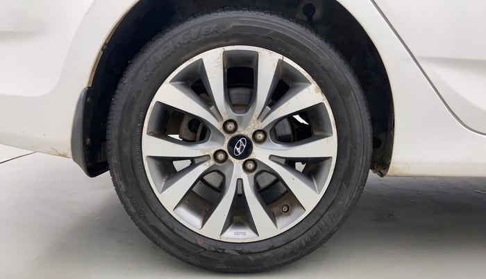 2014 Hyundai Verna FLUIDIC 1.4 CRDI CX, Diesel, Manual, 49,178 km, Right Rear Wheel